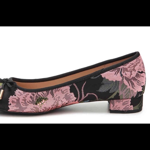 Kelly & Katie Black Floral Elerana Flats - Picture 3 of 5